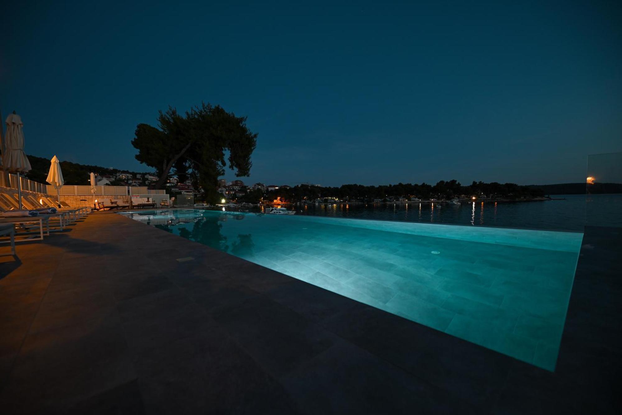 Livingstone Beach House Trogir Exterior photo